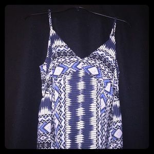 Only wore once tribal patterns dress!!